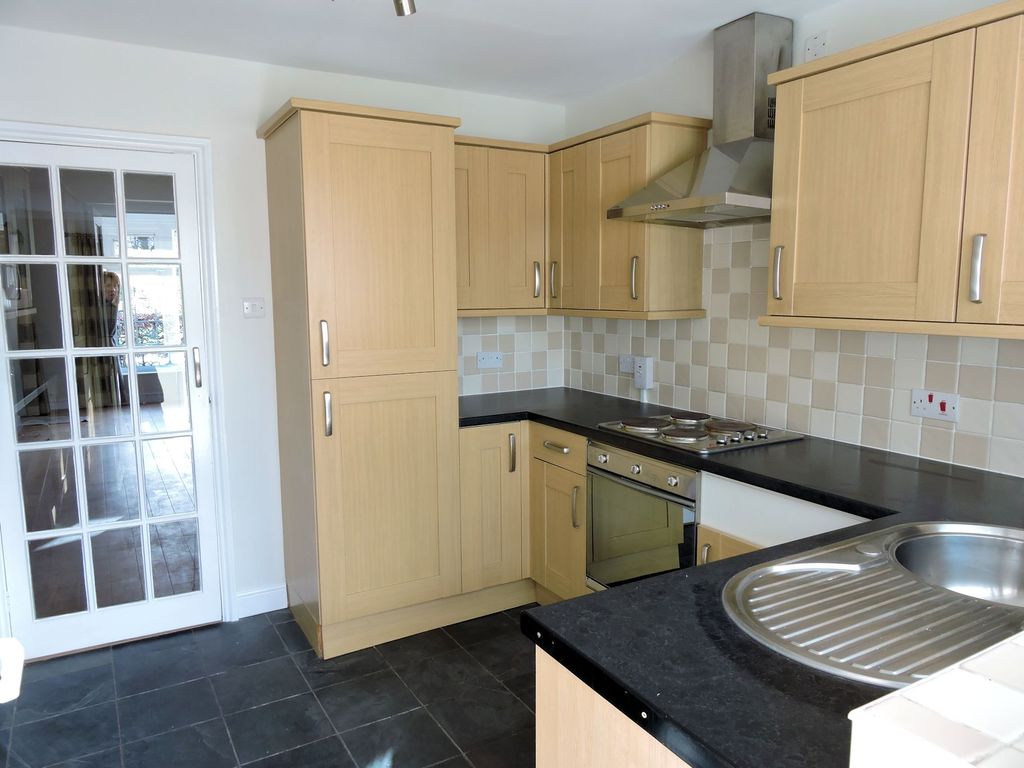 2 bed terraced house to rent in Cage End, Hatfield Broad Oak CM22, £1,250 pcm