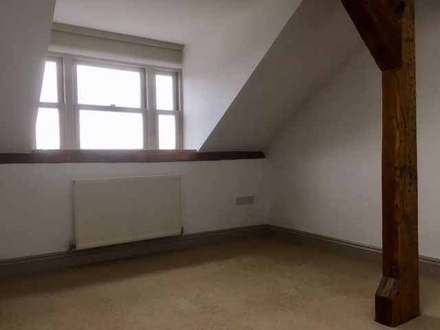 1 bed flat to rent in South Court, Lewes BN7, £1,150 pcm
