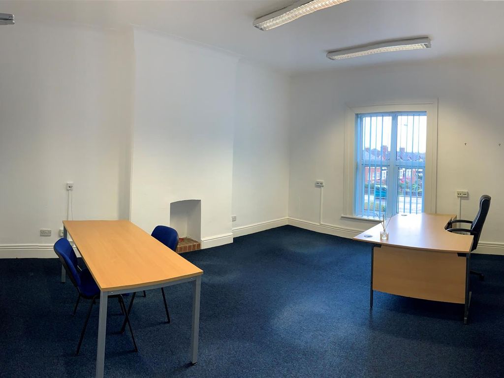 Office to let in Synchro House, 512, Etruria Road, Newcastle Under Lyme ST5, £7,200 pa