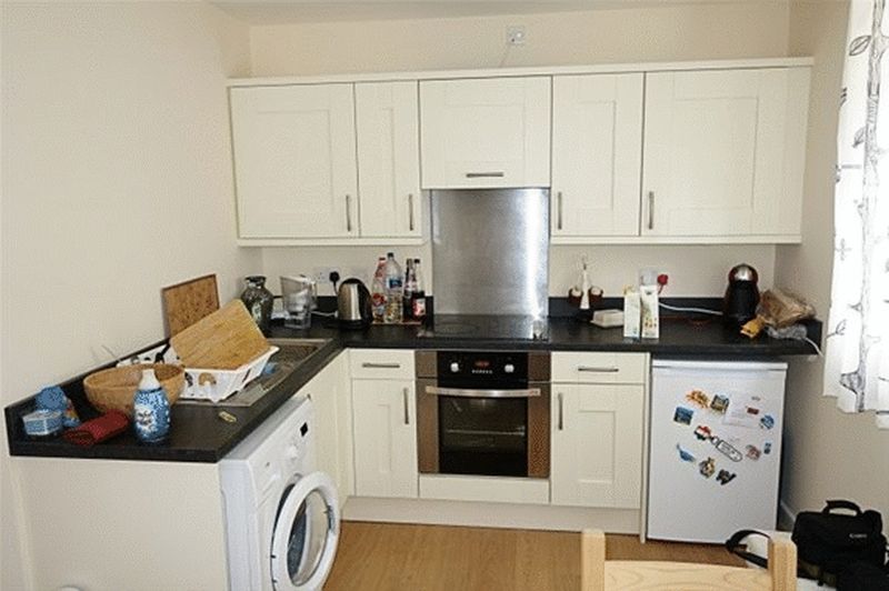 1 bed flat to rent in Wood, Lower Bristol Road, Bath BA2, £995 pcm