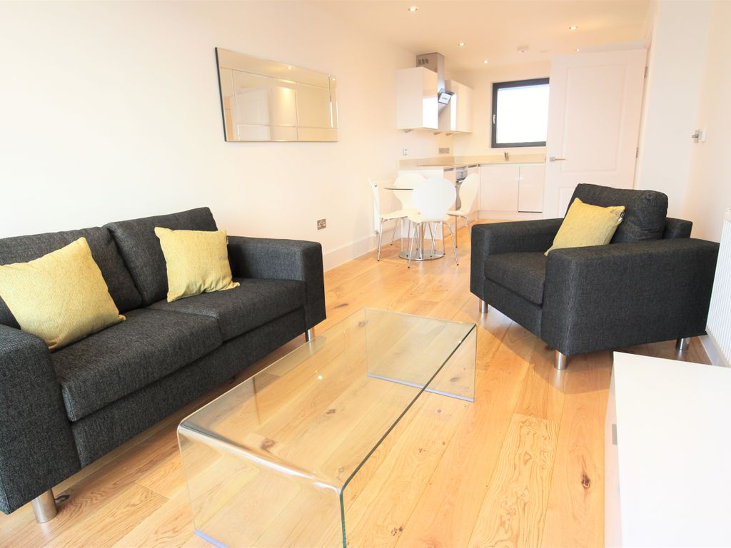 1 bed flat to rent in Sarum Terrace, Bow Common Lane, London E3, £1,850 pcm