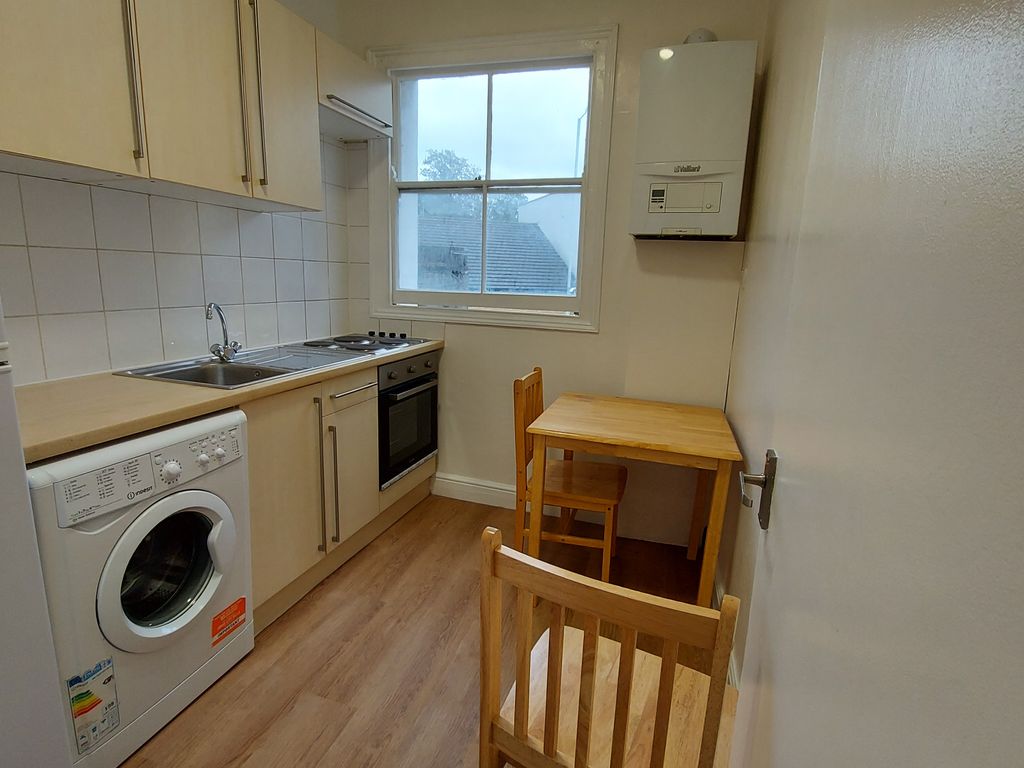 1 bed flat to rent in Stamford Hill, Stoke Newington N16, £1,400 pcm