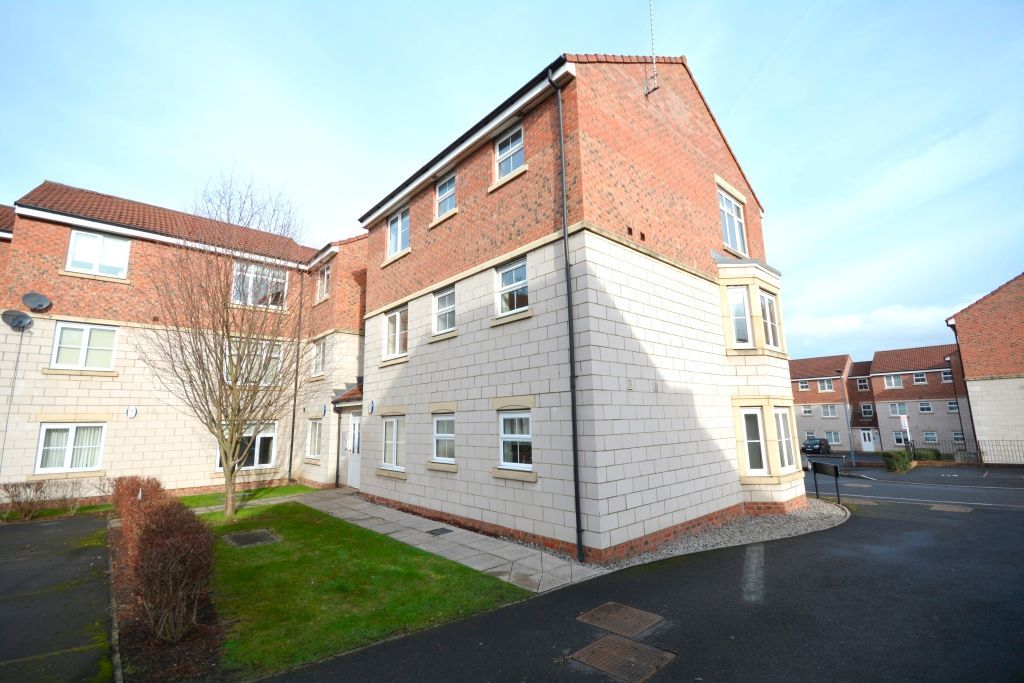 2 bed property to rent in Highfield Rise, Chester Le Street DH3, £650 pcm