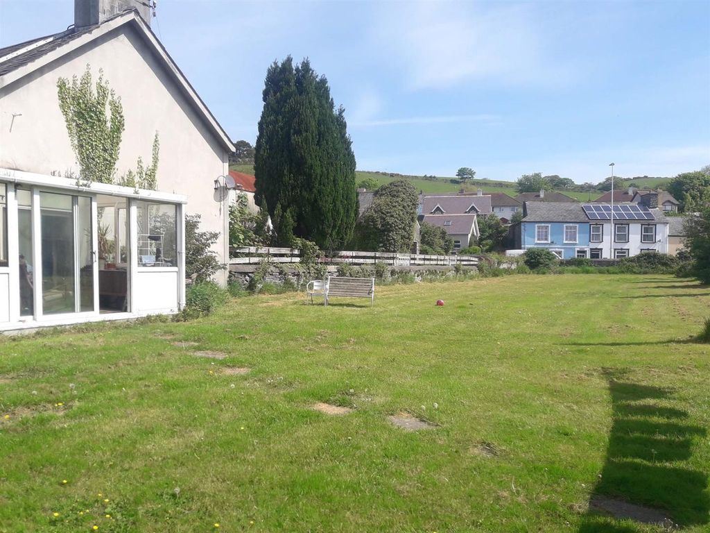 Land for sale in Pwllhobi, Llanbadarn Fawr, Aberystwyth SY23, £700,000