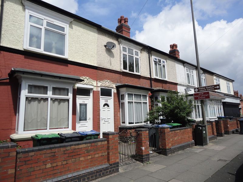2 bed terraced house to rent in Waterloo Road, Smethwick B66, £895 pcm
