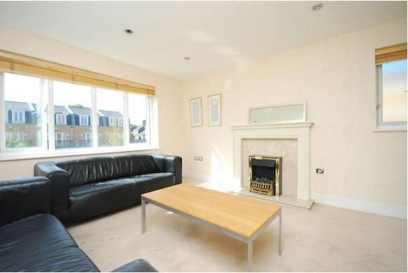 5 bed town house for sale in Franklin Place, Blackheath, Greenwich, London SE13, £800,000