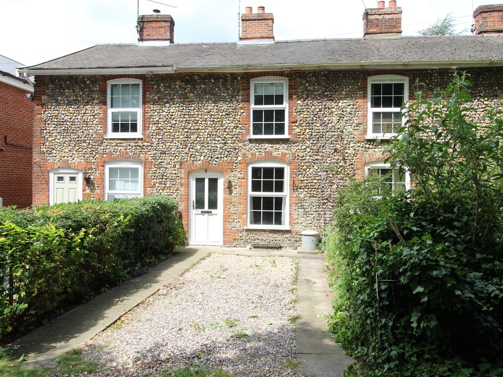2 bed cottage to rent in Southgate Street, Bury St. Edmunds IP33, £1,030 pcm