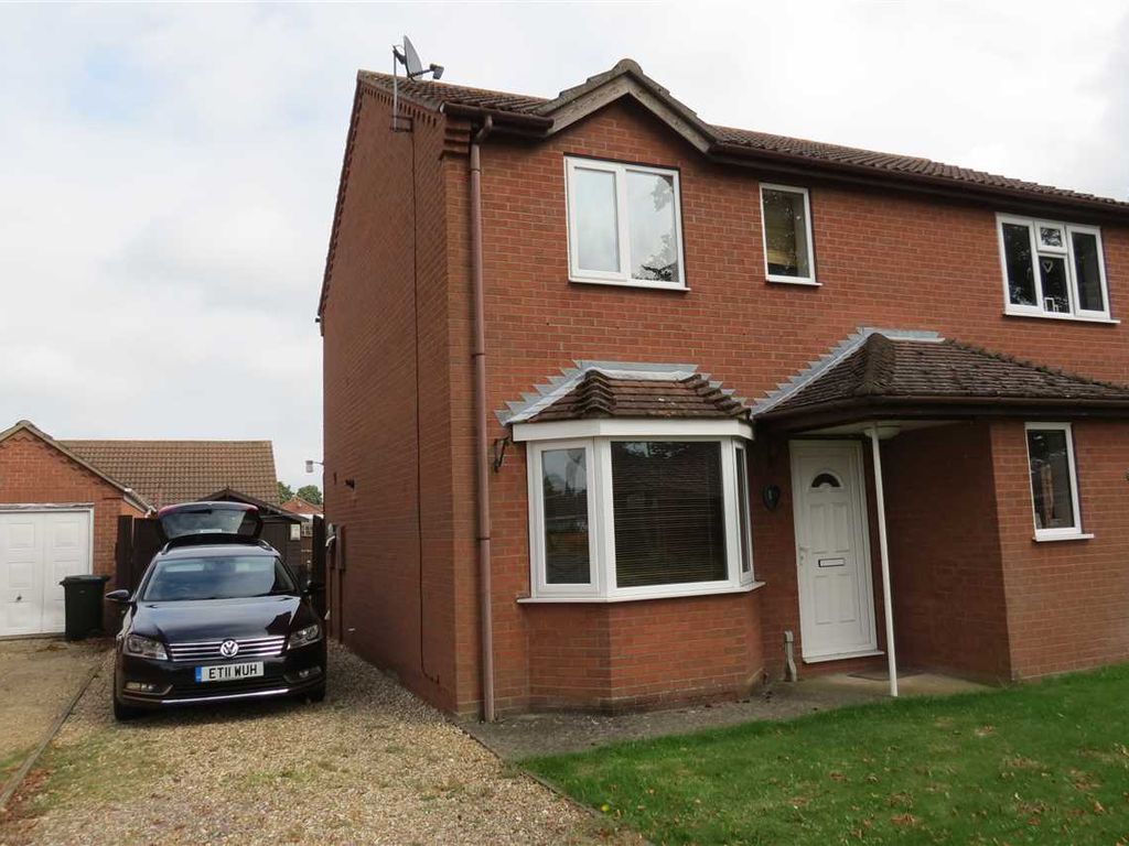 2 bed semi-detached house to rent in Castle Lane, Coningsby, Lincoln LN4, £725 pcm