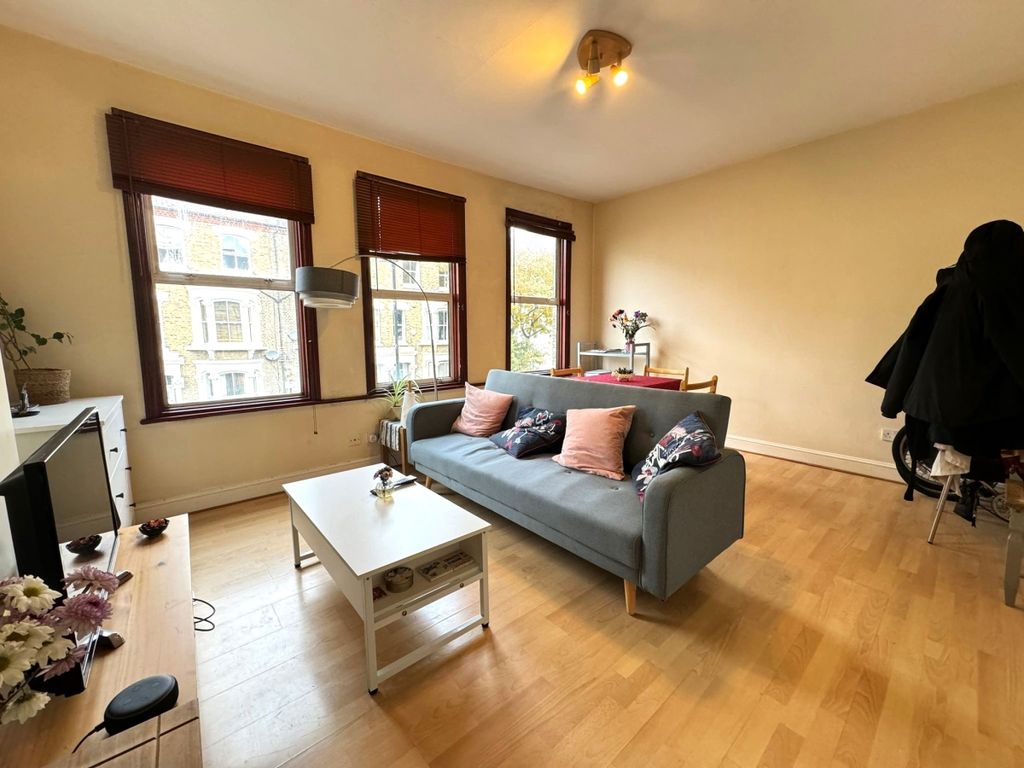 1 bed flat to rent in Marlborough Road, London N19, £1,595 pcm