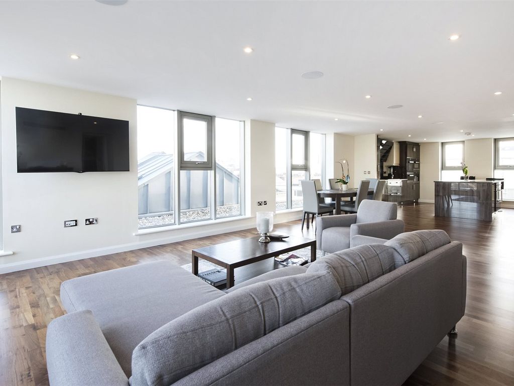 4 bed flat for sale in Dungannon House, 15 Vanston Place, Fulham, London SW6, £1,895,000