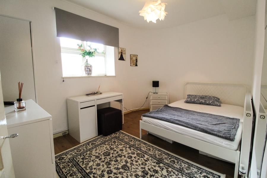 Room to rent in Amhurst Road, Hackney E8, £900 pcm