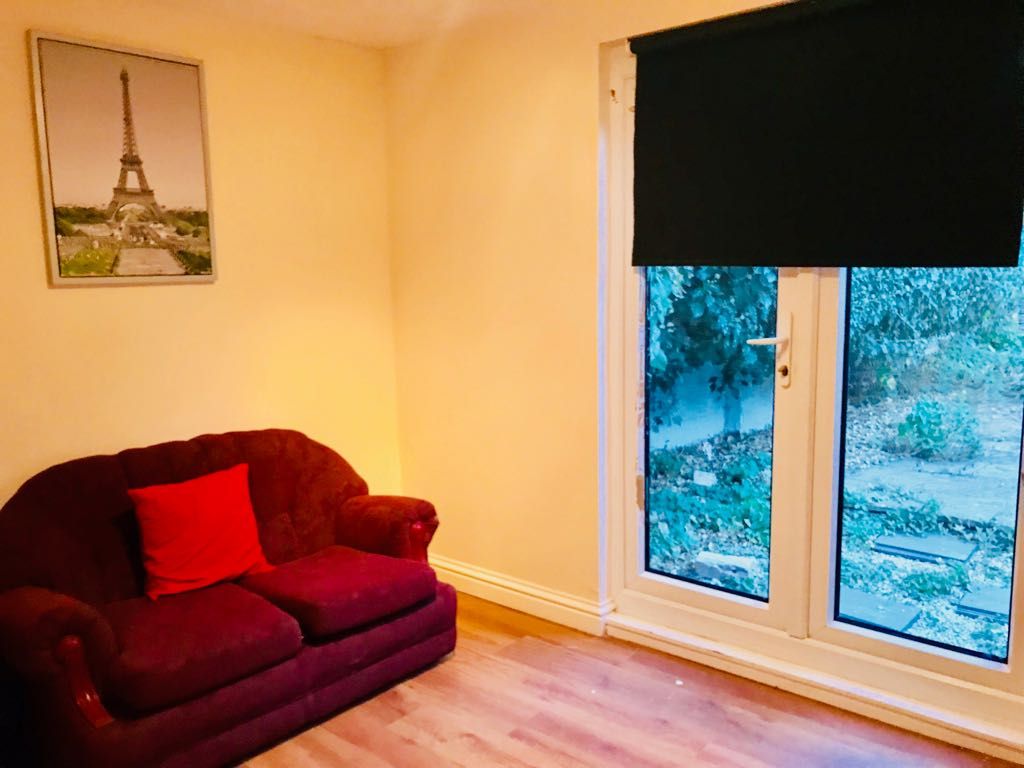 Room to rent in Warwick Street, Leamington Spa CV32, £450 pcm