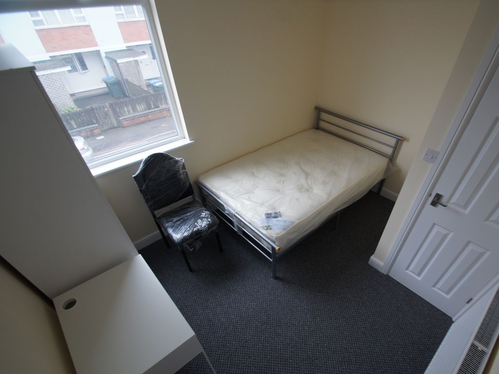 1 bed end terrace house to rent in Adderley Street, Hillfields, Coventry CV1, £450 pcm