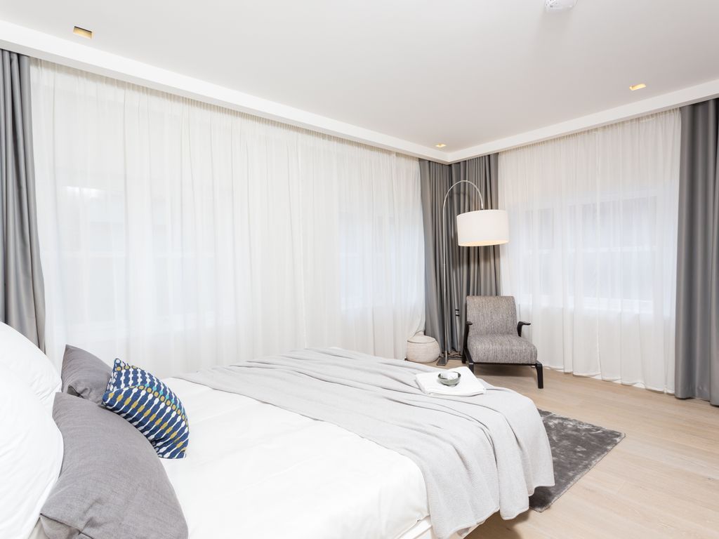 3 bed flat for sale in Stukeley Street, London WC2B, £2,695,000