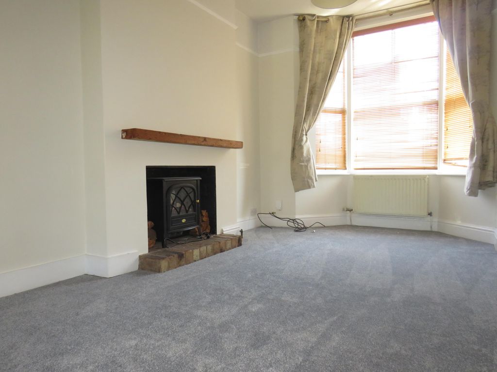 3 bed terraced house to rent in Tachbrook Street, Leamington Spa CV31, £1,050 pcm