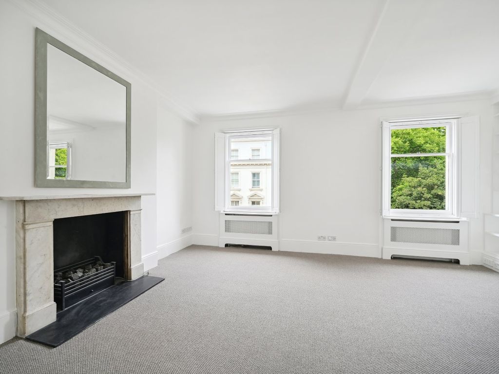 3 bed flat to rent in Stanhope Gardens, London SW7, £5,200 pcm