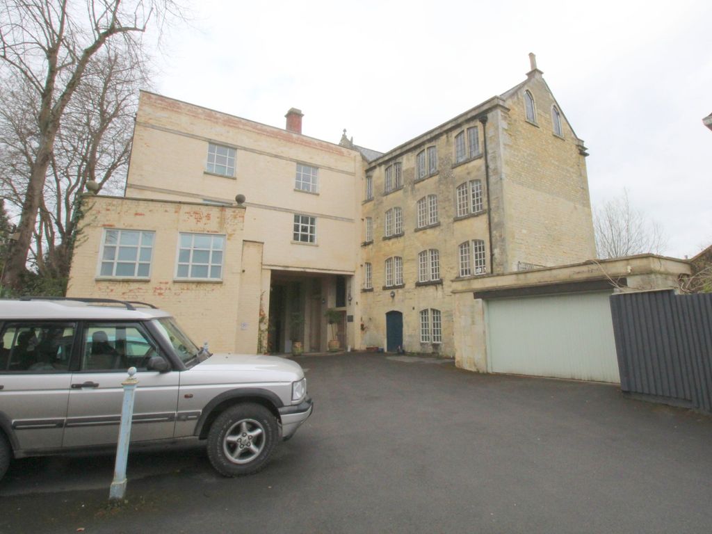1 bed flat to rent in Quemerford, Calne SN11, £750 pcm