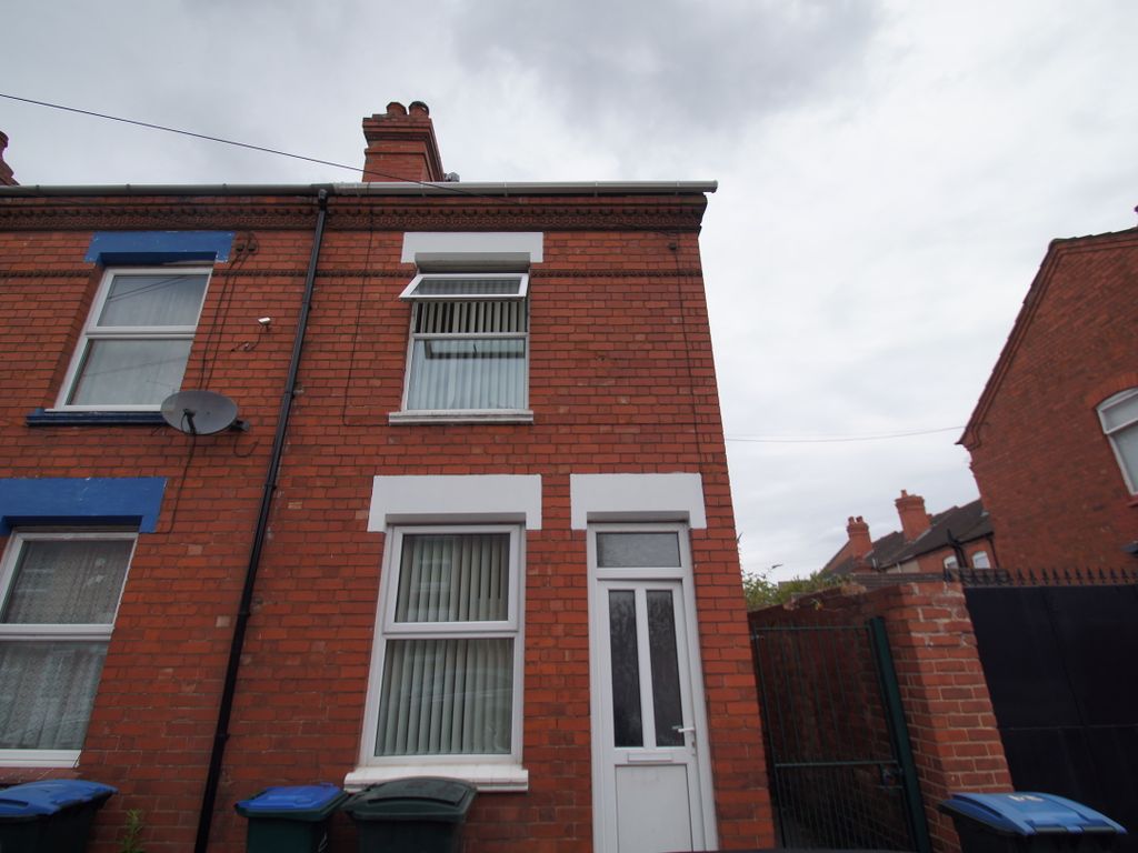 3 bed terraced house to rent in Mowbray Street, Coventry CV2, £850 pcm