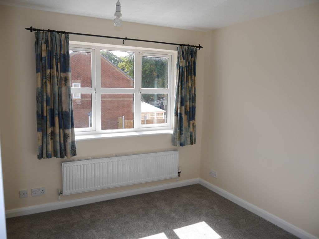 3 bed semi-detached house to rent in Teal Grove, Wednesbury WS10, £995 pcm