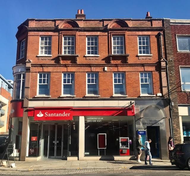 Office to let in Imperial House, High Street, High Wycombe, Bucks HP11, £17,309 pa