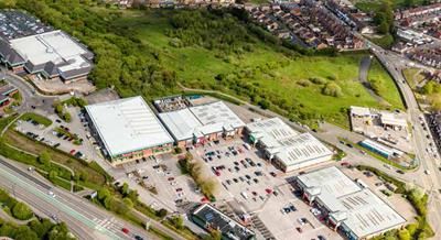 Retail premises to let in Unit At Centurion Retail Park, Doncaster, South Yorkshire DN5, Doncaster,, £250,000 pa