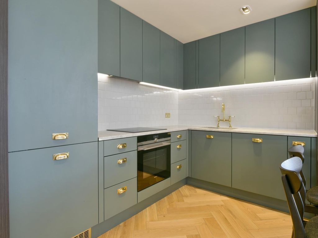 2 bed flat to rent in Hardy Building, West Hampstead Square, West Hampstead, London NW6, £3,358 pcm