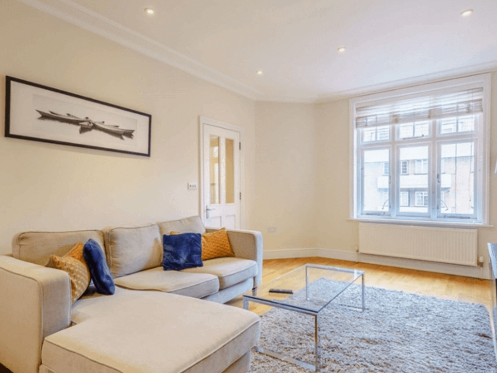 1 bed flat to rent in King Street, London W6, £2,730 pcm