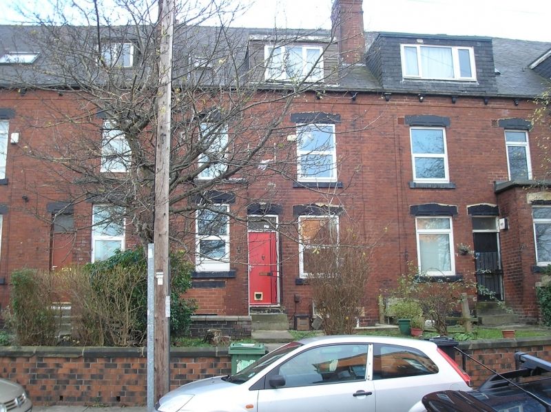 4 bed terraced house to rent in Royal Park Grove, Hyde Park, Leeds LS6, £472 pppm
