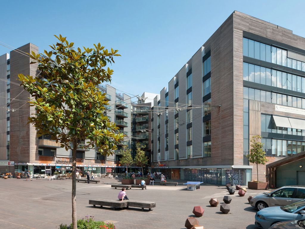 Office to let in Bermondsey Square, London SE1, £163,170 pa