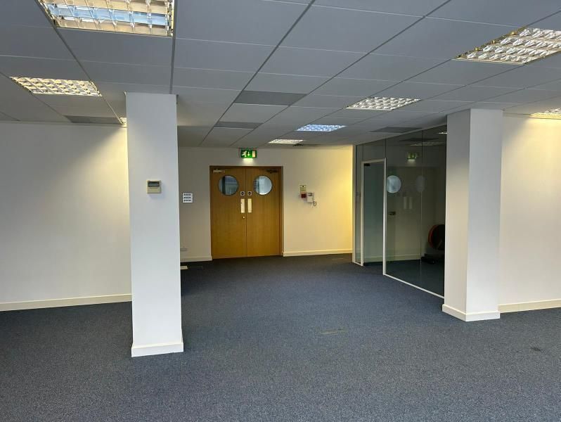 Office to let in Unit Unit L, River House, 33 Point Pleasant, Wandsworth SW18, £69,525 pa