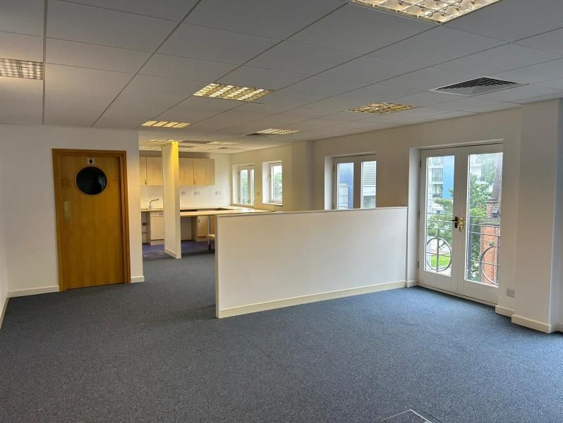 Office to let in Unit Unit L, River House, 33 Point Pleasant, Wandsworth SW18, £69,525 pa