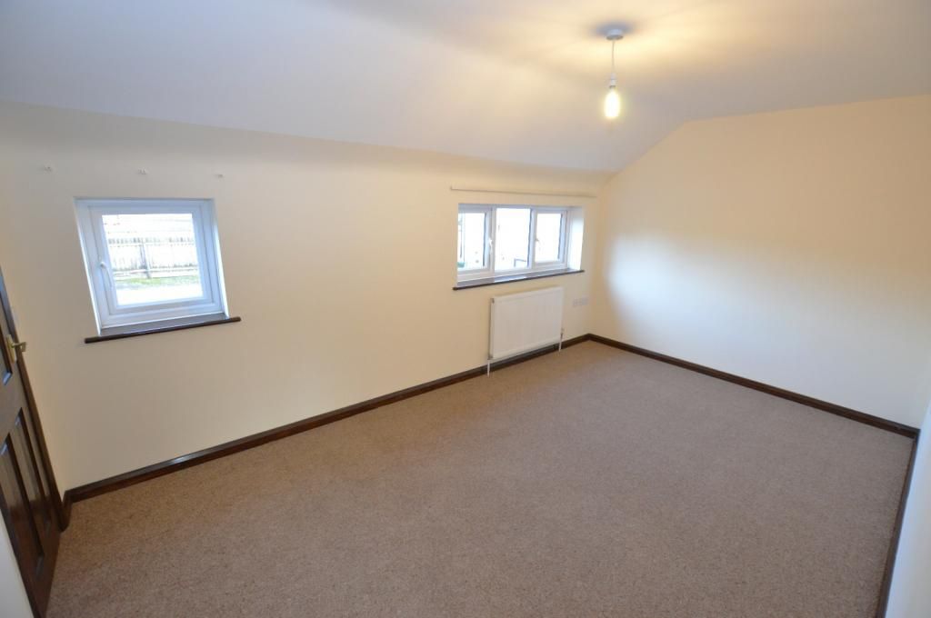2 bed end terrace house to rent in Berrells Court, Olney MK46, £1,050 pcm
