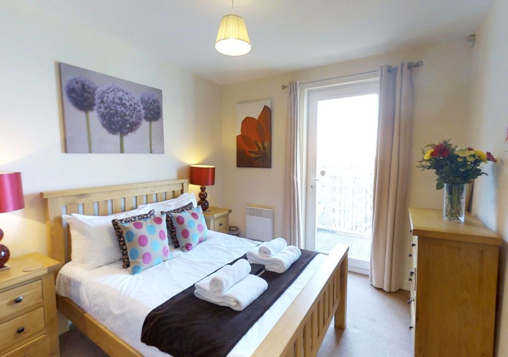1 bed flat to rent in Warren Cl, Cambridge CB2, £3,403 pcm