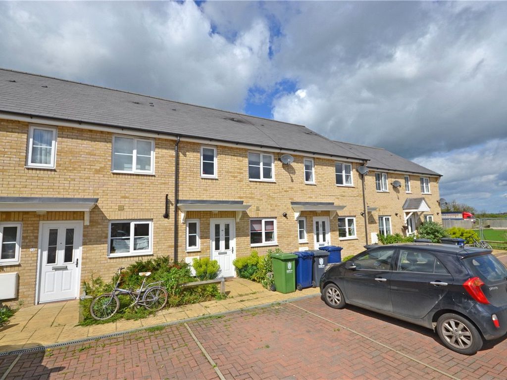2 bed terraced house to rent in Wellbrook Way, Girton, Cambridge CB3, £1,550 pcm