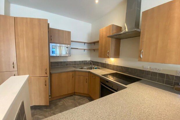 2 bed flat to rent in Paramount, Swindon SN1, £1,000 pcm