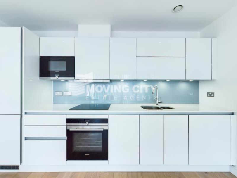 1 bed flat to rent in Heritage Tower, East Ferry Road, Canary Wharf E14, £2,375 pcm