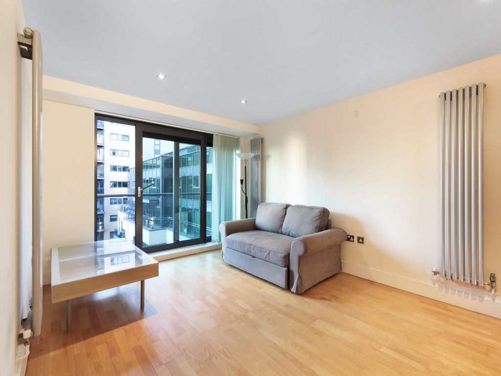 2 bed flat to rent in Millharbour, London E14, £2,362 pcm