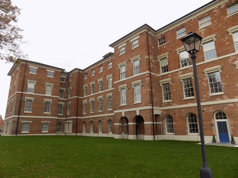 2 bed flat to rent in St. Georges Mansions, Stafford ST16, £875 pcm