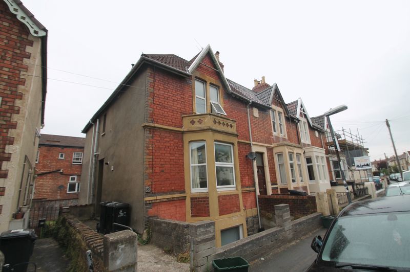 2 bed flat to rent in North Road, St Andrews, Bristol BS6, £1,150 pcm