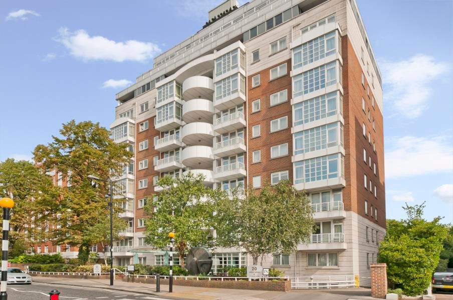 2 bed flat to rent in Abbey Road, London NW8, £3,792 pcm