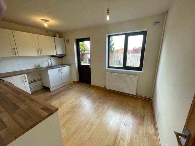 2 bed end terrace house to rent in Blagrove Close, Street BA16, £895 pcm
