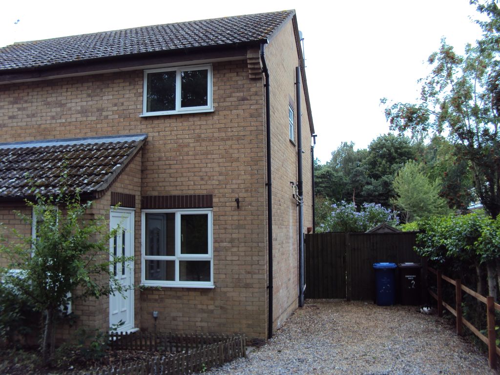 2 bed semi-detached house to rent in Anderson Walk, Bury St. Edmunds IP32, £975 pcm