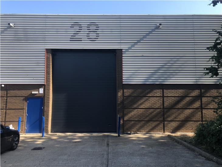 Light industrial to let in Unit 28 Tanners Drive, Blakelands, Milton Keynes, Buckinghamshire MK14, Non quoting