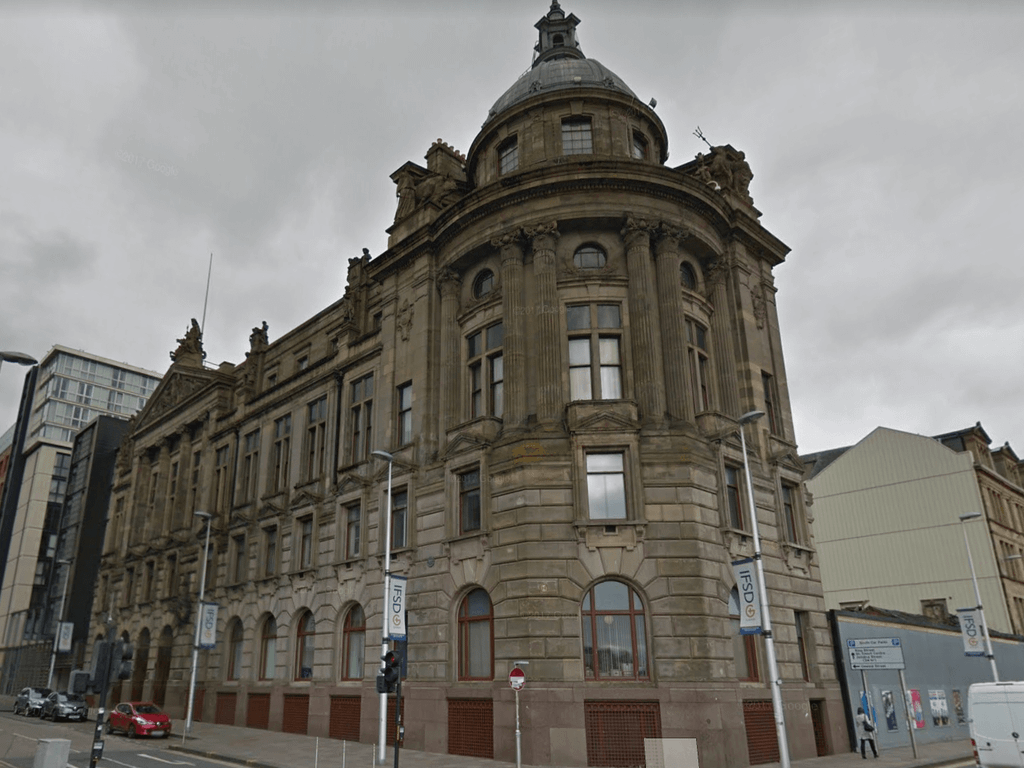 Office to let in Robertson Street, Glasgow G2, Non quoting