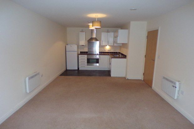 2 bed flat to rent in Vicarage Place, Derby DE22, £750 pcm