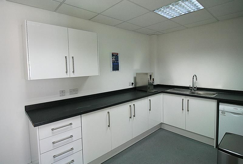 Serviced office to let in Prospect House, Crendon Street, High Wycombe, Bucks HP13, Non quoting