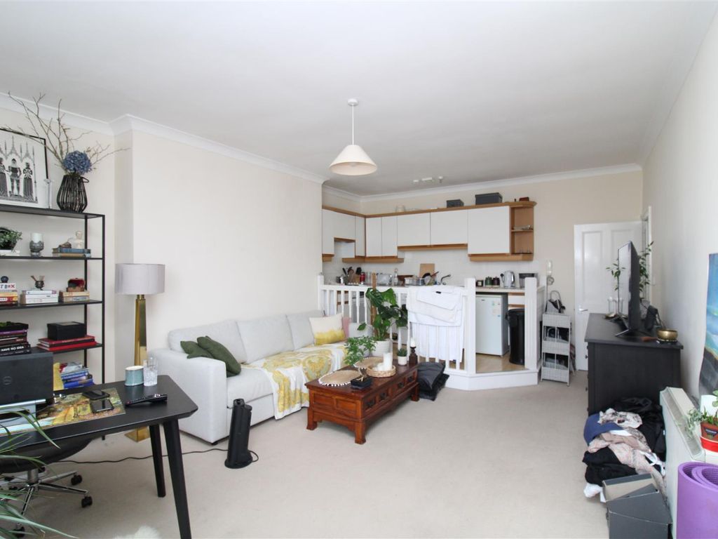 1 bed flat to rent in Lansdowne Place, Hove BN3, £1,150 pcm