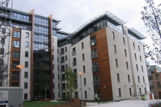 2 bed flat to rent in The Atrium, Nottingham NG2, £1,100 pcm