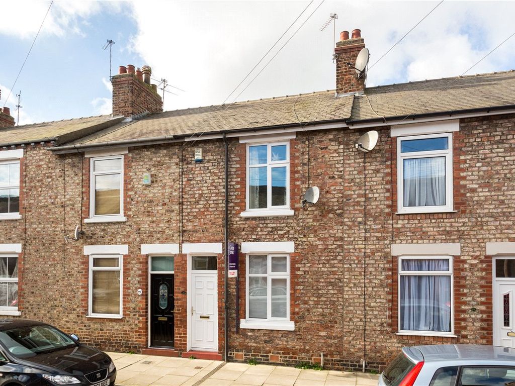 2 bed terraced house to rent in Finsbury Street, York, North Yorkshire YO23, £1,100 pcm