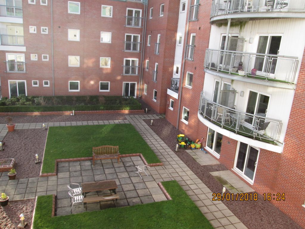 2 bed flat to rent in Trinity Court, No.1 London Road, Newcastle Under Lyme, Staffordshire ST5, £1,170 pcm